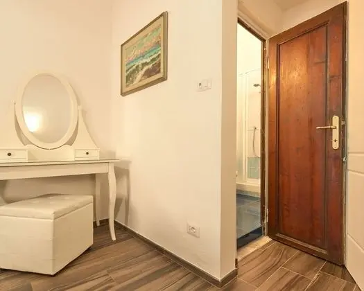 Classic Tek Büyük Yataklı Oda (Queen Bed)