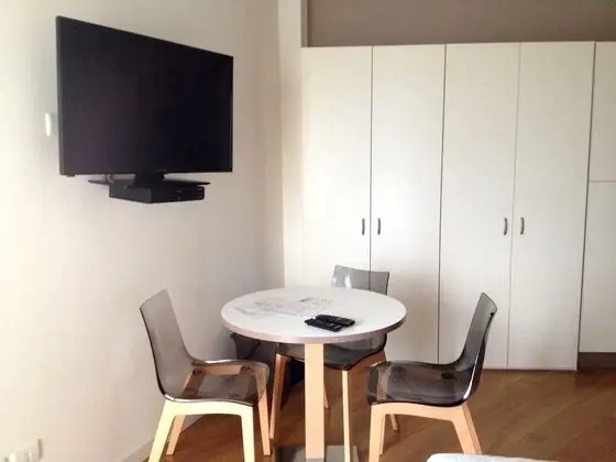 Stüdyo, Göl Manzaralı