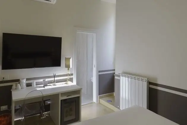 Deluxe Tek Büyük Yataklı Oda (King, No Balcony)