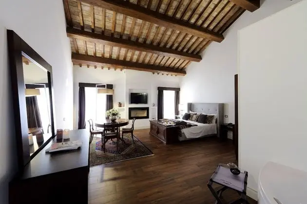 Luxury Oda, 1 En Büyük (King) Boy Yatak, Jakuzi