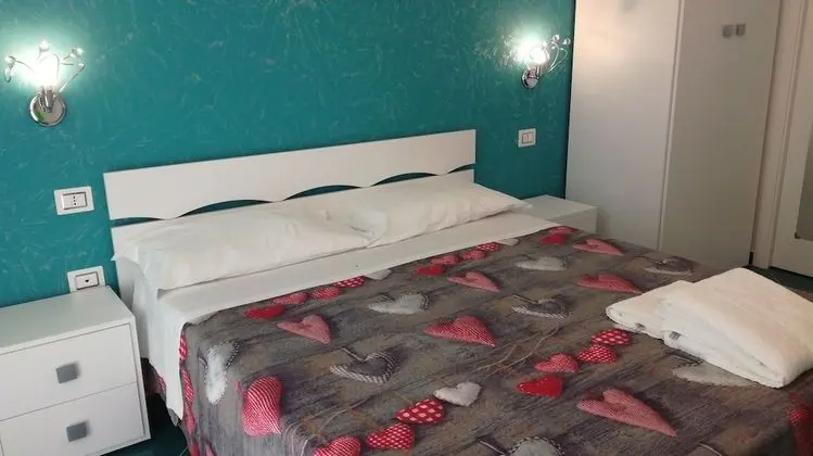Tek Büyük Yataklı Oda, Bahçe Manzaralı (104)