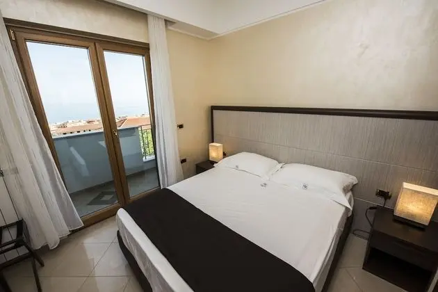 Classic Oda, 1 Büyük (Queen) Boy Yatak, Balkon, Deniz Manzaralı