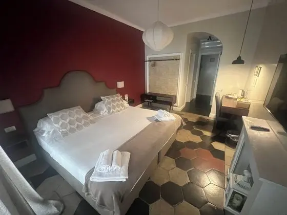 Deluxe Tek Büyük veya İki Ayrı Yataklı Oda (Claudia)