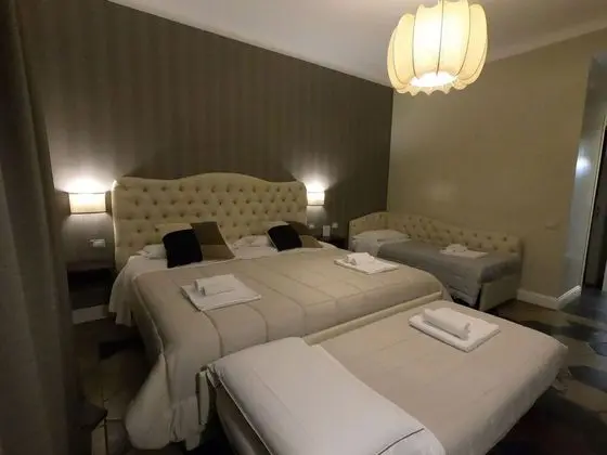 Luxury Dört Kişilik Oda (Iulia)