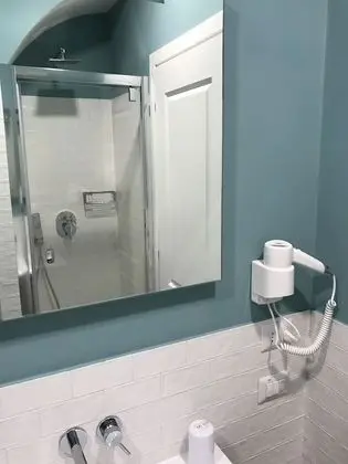 Luxury Dört Kişilik Oda (Iulia)