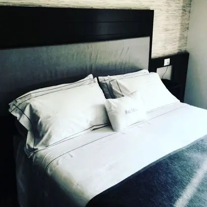 Comfort Tek Büyük Yataklı Oda, Balkon, Bahçeli