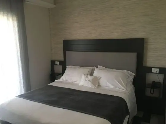 Comfort Tek Büyük Yataklı Oda, Balkon, Bahçeli