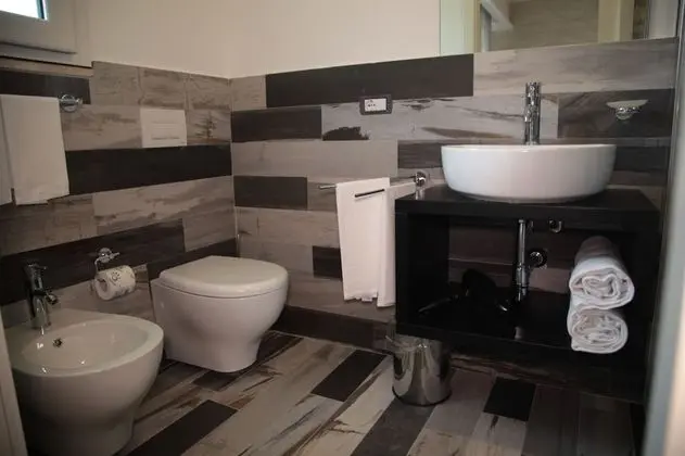 Comfort Tek Büyük Yataklı Oda, Balkon, Bahçeli