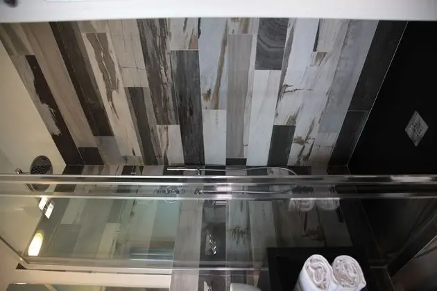 Comfort Tek Büyük Yataklı Oda, Balkon, Bahçeli