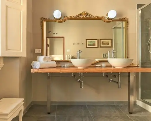 Deluxe Üç Kişilik Oda