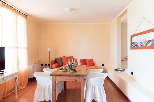 Basic Apart Daire, 2 Yatak Odası, Veranda, Zemin Kat
