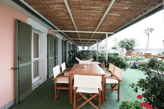 Basic Apart Daire, 2 Yatak Odası, Veranda, Zemin Kat