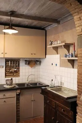 Studio Portico, Separate Building (Via del Portico D'Ottavia 13)