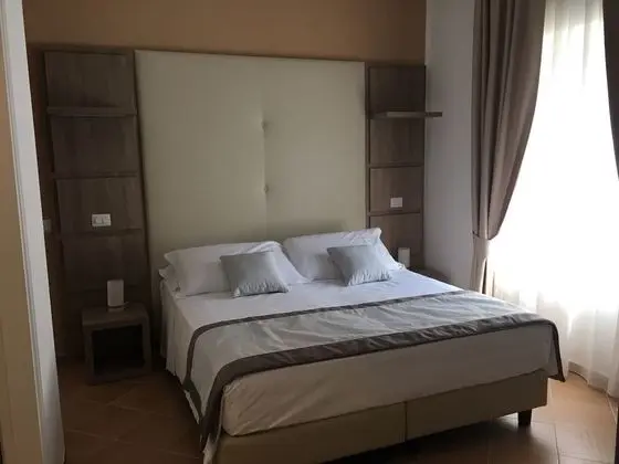 Superior Tek Büyük veya İki Ayrı Yataklı Oda