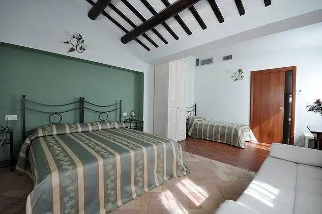 Tek Büyük Yataklı Oda