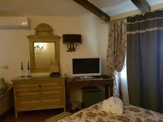 Superior Tek Büyük Yataklı Oda