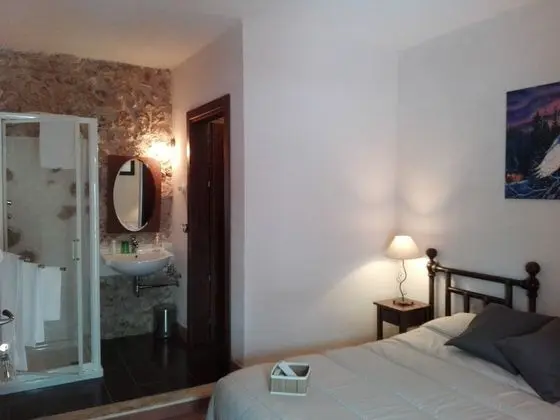 Classic Tek Büyük Yataklı Oda