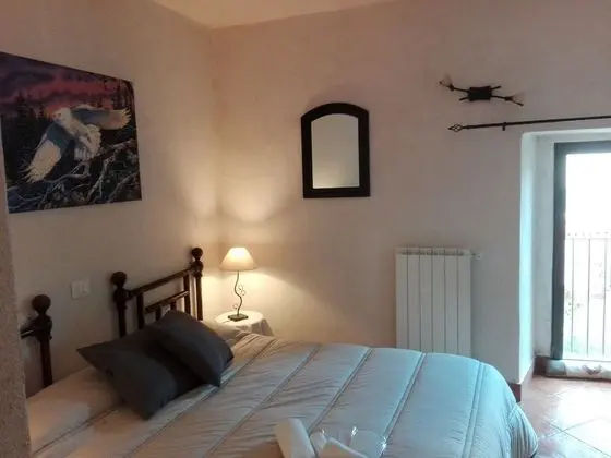 Classic Tek Büyük Yataklı Oda