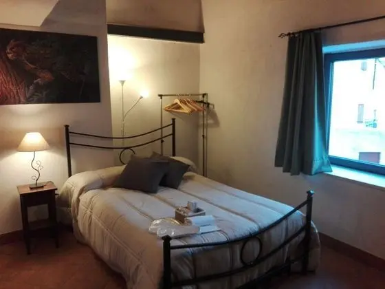 Classic Tek Büyük Yataklı Oda