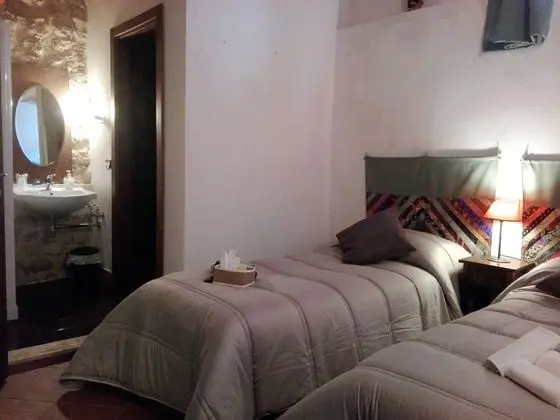 Classic Tek Büyük Yataklı Oda