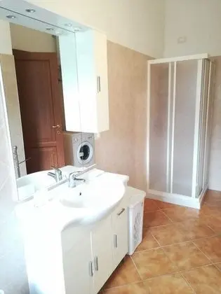 Comfort Apart Daire, Birden Çok Yatak, Bahçe Manzaralı