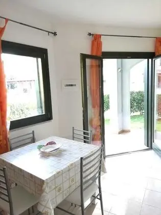 Design Apart Daire, 1 Büyük (Queen) Boy Yatak ve Çekyat, Avlu Manzaralı