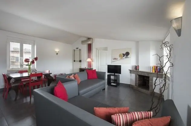 Çatı Katı Süiti (Penthouse) (no elevator,GRIGIO)