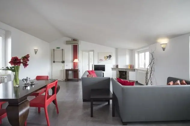 Çatı Katı Süiti (Penthouse) (no elevator,GRIGIO)