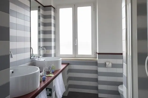 Çatı Katı Süiti (Penthouse) (no elevator,GRIGIO)