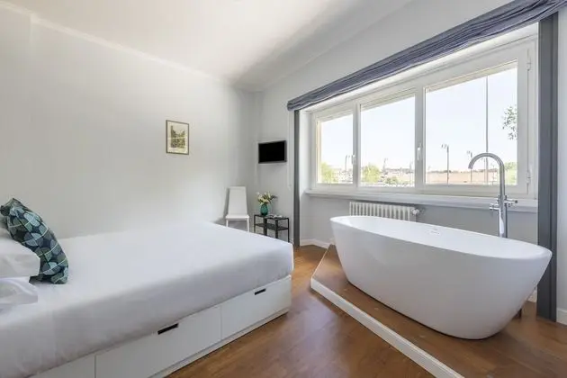 Deluxe Stüdyo Süit
