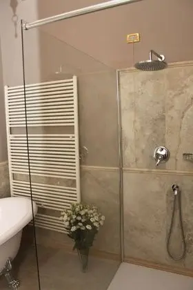 Design Tek Büyük Yataklı Oda