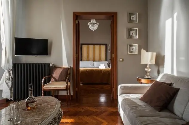 Grand Süit, Balkon, Nehir Manzaralı