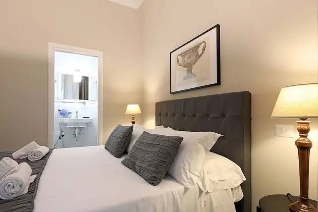 Superior Tek Büyük Yataklı Oda, Banyolu/Duşlu