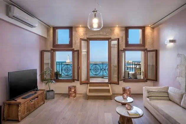 Superior Süit, Balkon, Deniz Manzaralı (with Heated Private Plunge Pool)