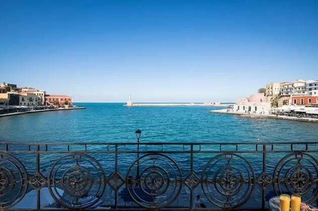 Superior Süit, Balkon, Deniz Manzaralı (with Heated Private Plunge Pool)