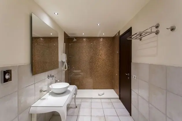 Family Stüdyo Süit, 1 En Büyük (King) Boy Yatak ve Çekyat, Banyolu/Duşlu