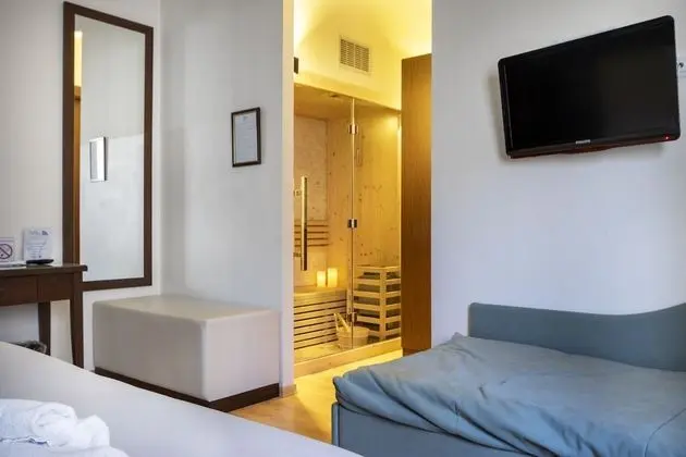 Junior Süit, 1 Yatak Odası, Sıcak Su Küveti, Şehir Manzaralı (Romantic & SPA)