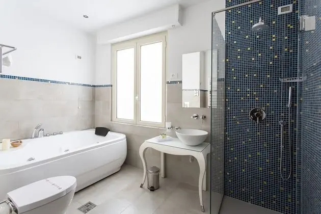 Junior Süit, 1 Yatak Odası, Sıcak Su Küveti, Şehir Manzaralı (Romantic & SPA)