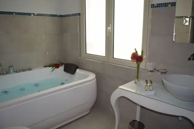 Junior Süit, 1 Yatak Odası, Sıcak Su Küveti, Şehir Manzaralı (Romantic & SPA)