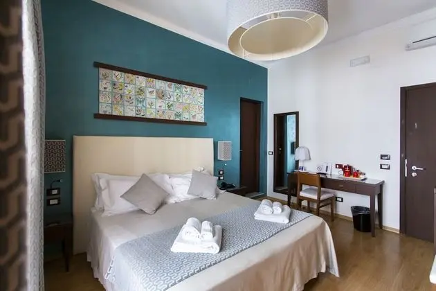 Superior Tek Büyük veya İki Ayrı Yataklı Oda (chromotherapy shower)