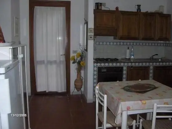 Apart Daire, 1 Çift Kişilik Yatak ve Çekyat