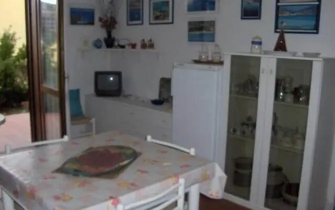 Apart Daire, 1 Çift Kişilik Yatak ve Çekyat