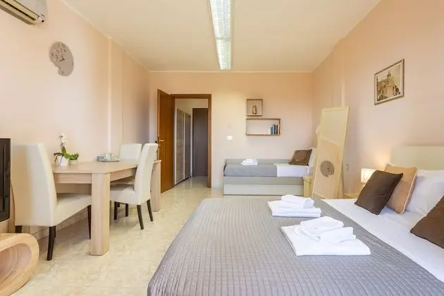 Üç Kişilik Oda, Özel Banyo