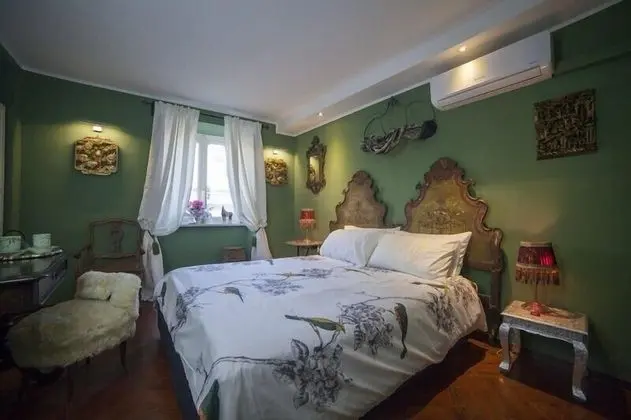 Superior Tek Büyük veya İki Ayrı Yataklı Oda