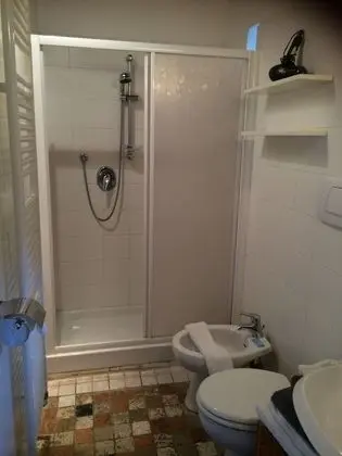 Comfort Tek Büyük veya İki Ayrı Yataklı Oda