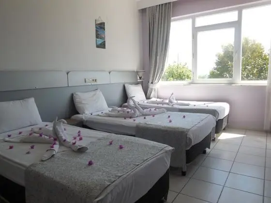 Triple, Deniz Manzaralı