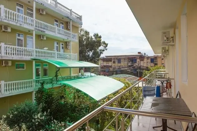 Standard Üç Kişilik Oda, Şehir Manzaralı