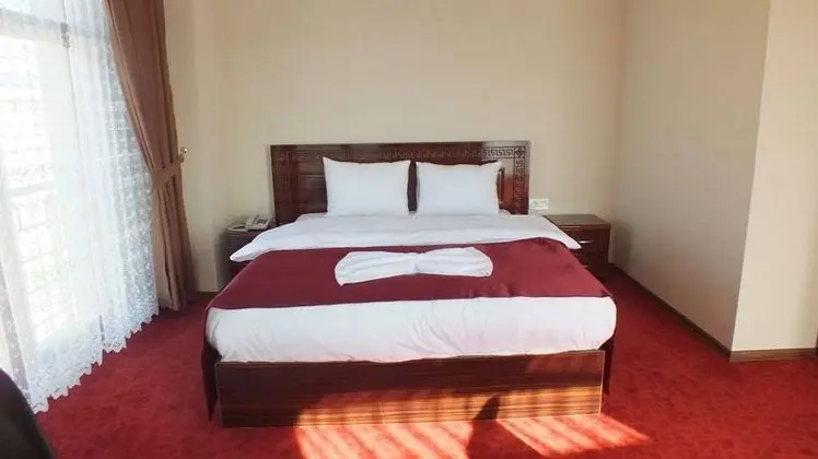 Standart Oda, Şehir Manzaralı