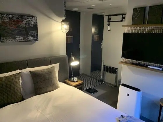 Büyük Yataklı Tek Kişilik Oda, Sigara İçilmez (Moderate, No Housekeeping)