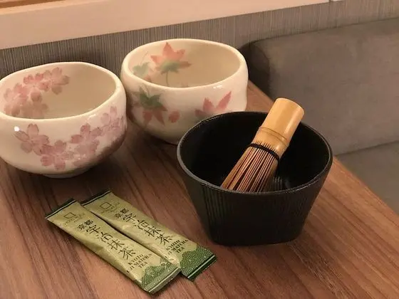 İki Ayrı Yataklı Oda, Sigara İçilmez